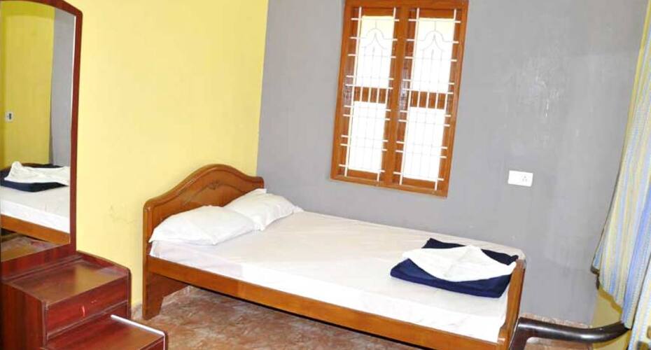 Moonland Residences, Yelagiri 5